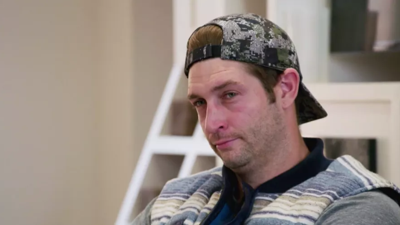 Jay Cutler is on the hunt for a chicken serial killer